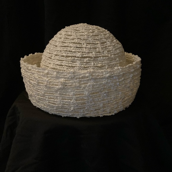 Vintage 1967 Lord & Taylor Off-White/Cream Bowler Hat - Picture 2 of 9